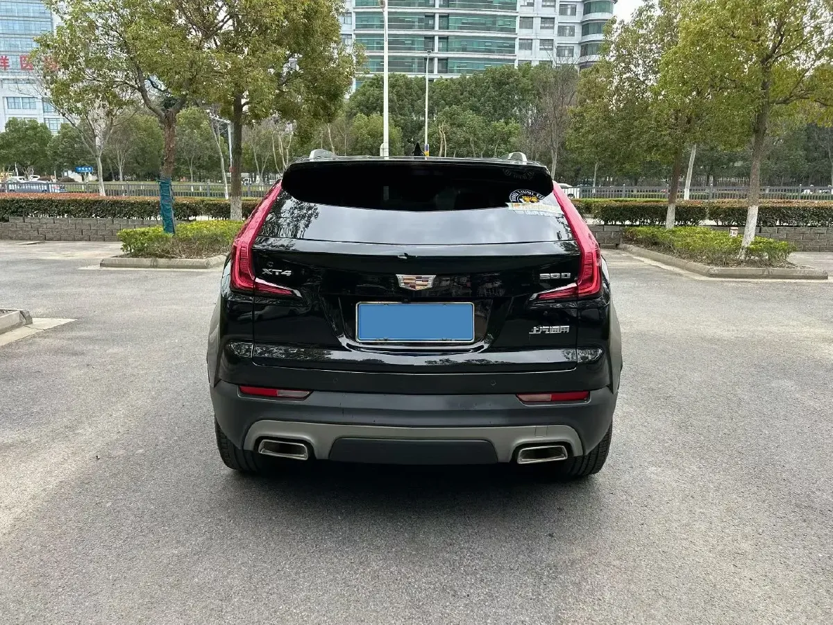 2021 Cadillac XT4 2.0T 237HP L4 9AT,autocango,china used car exporter,china ev exporter,chinese used car exporter,chinese used ev exporter