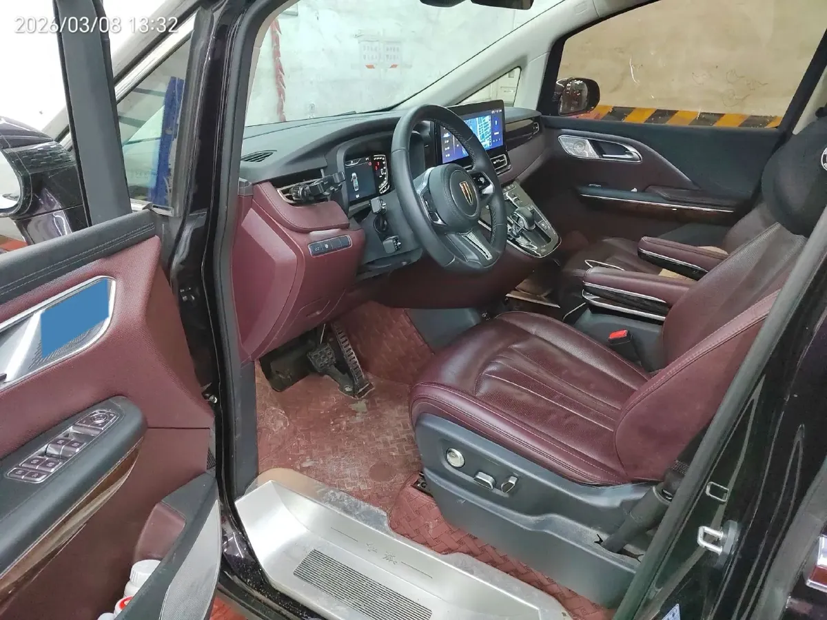 2023 HongQi HQ9 2.0T 252HP L4 8AT,autocango,china used car exporter,china ev exporter,chinese used car exporter,chinese used ev exporter