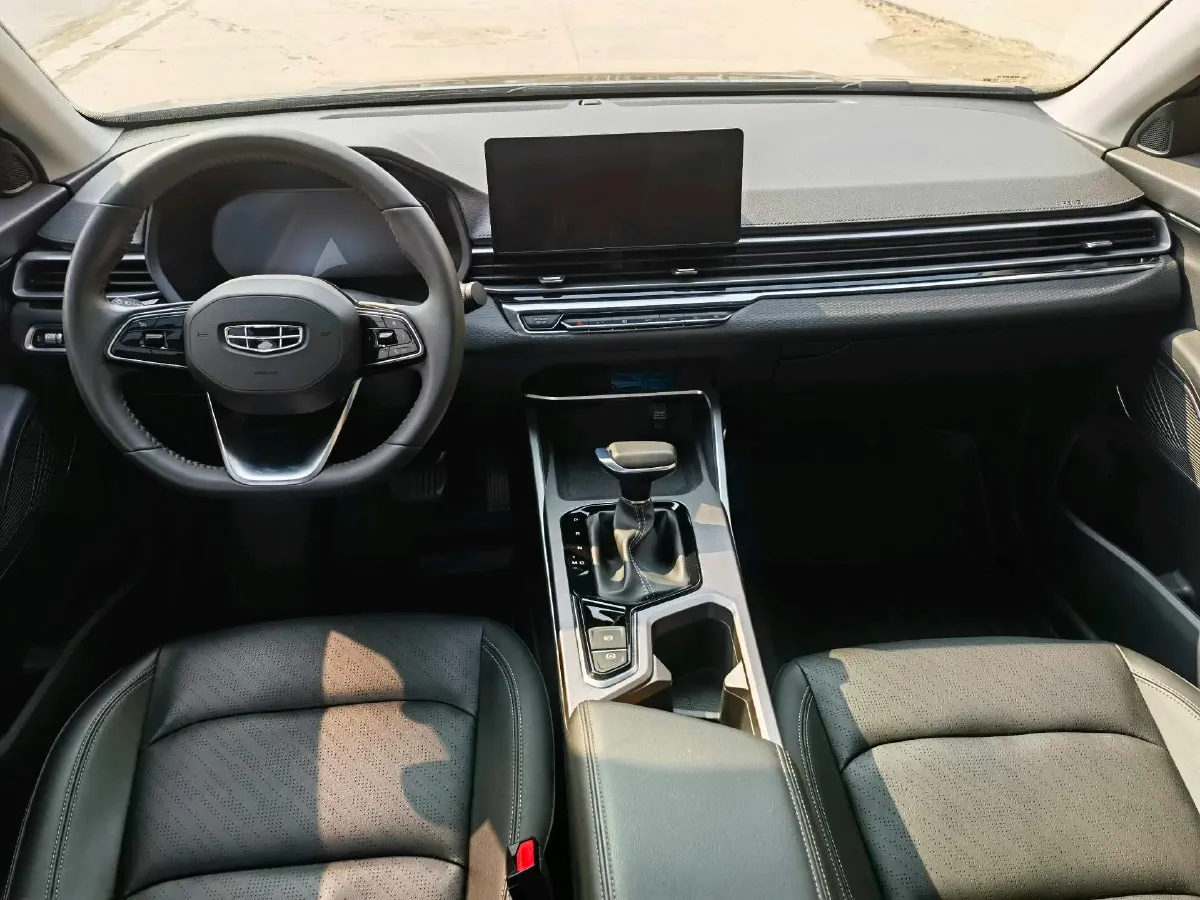 2022 Geely Emgrand 1.5L 114HP L4 CVT,autocango,china used car exporter,china ev exporter,chinese used car exporter,chinese used ev exporter