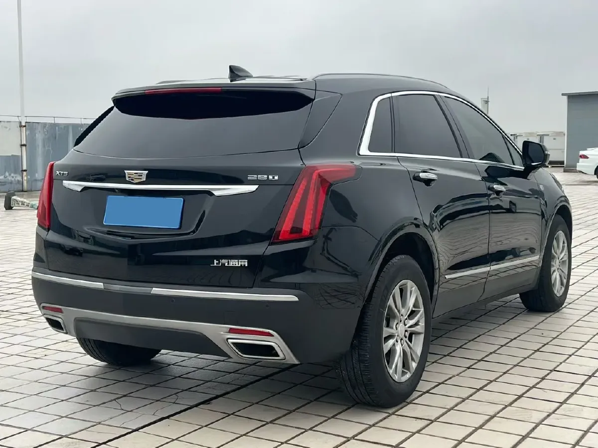 2021 Cadillac XT5 2.0T 237HP L4 9AT,autocango,china used car exporter,china ev exporter,chinese used car exporter,chinese used ev exporter