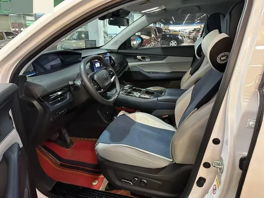 2022 Chevrolet Menlo BEV 61.1KWH,autocango,china used car exporter,china ev exporter,chinese used car exporter,chinese used ev exporter