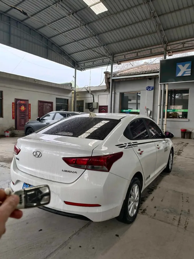 2016 Hyundai Verna 1.4L 100HP L4 6MT,autocango,china used car exporter,china ev exporter,chinese used car exporter,chinese used ev exporter