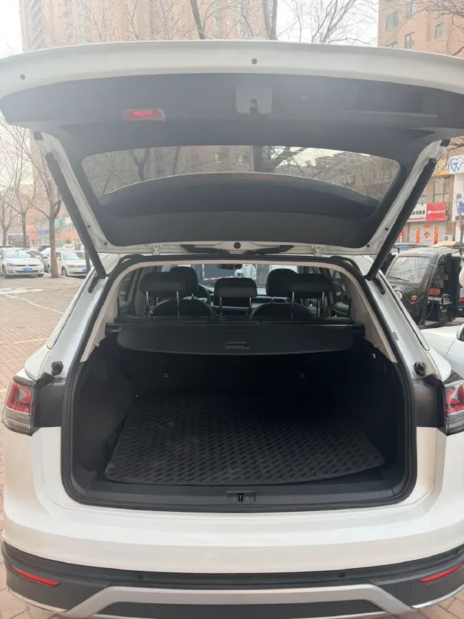 2024 Volkswagen Tayron 1.5T 160HP L4 7DCT,autocango,china used car exporter,china ev exporter,chinese used car exporter,chinese used ev exporter