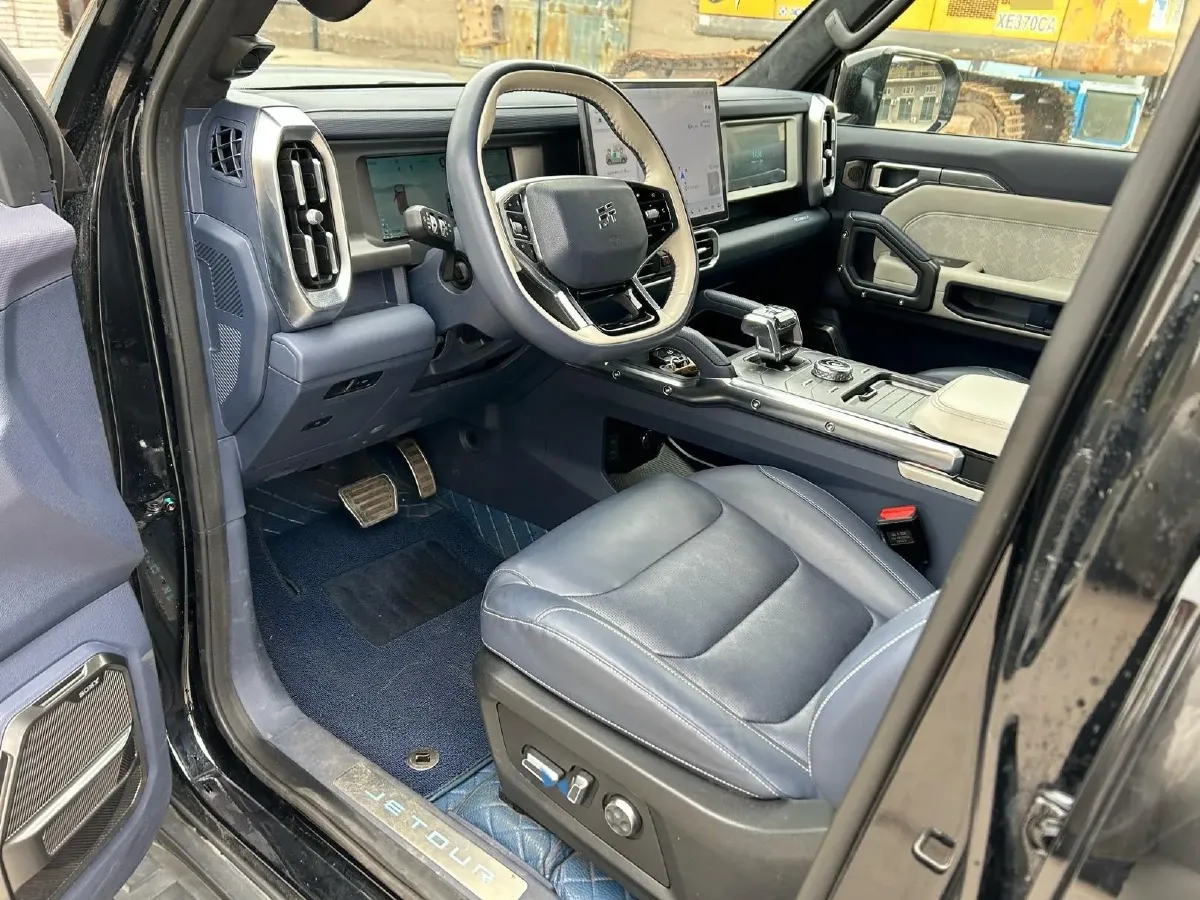 2024 Jetour ShanHai TravellerC-DM 1.5T 156HP L4 3DHT PHEV 43.24KWH,autocango,china used car exporter,china ev exporter,chinese used car exporter,chinese used ev exporter