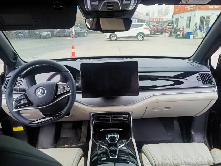 2022 Jeep Grand Commander 2.0T 265HP L4 9AT,autocango,china used car exporter,china ev exporter,chinese used car exporter,chinese used ev exporter