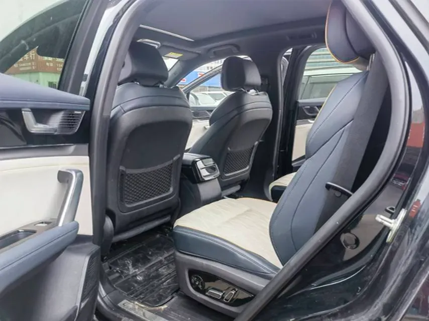 2022 Jeep Grand Commander 2.0T 265HP L4 9AT,autocango,china used car exporter,china ev exporter,chinese used car exporter,chinese used ev exporter