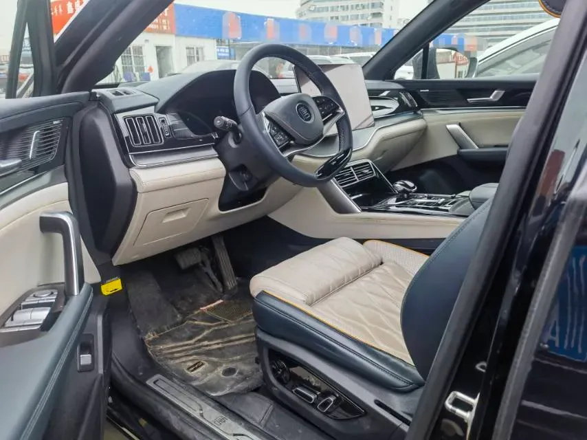 2022 Jeep Grand Commander 2.0T 265HP L4 9AT,autocango,china used car exporter,china ev exporter,chinese used car exporter,chinese used ev exporter