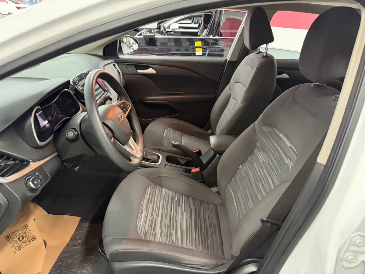 2019 Chevrolet Monza 1.0T 125HP L3 6DCT,autocango,china used car exporter,china ev exporter,chinese used car exporter,chinese used ev exporter