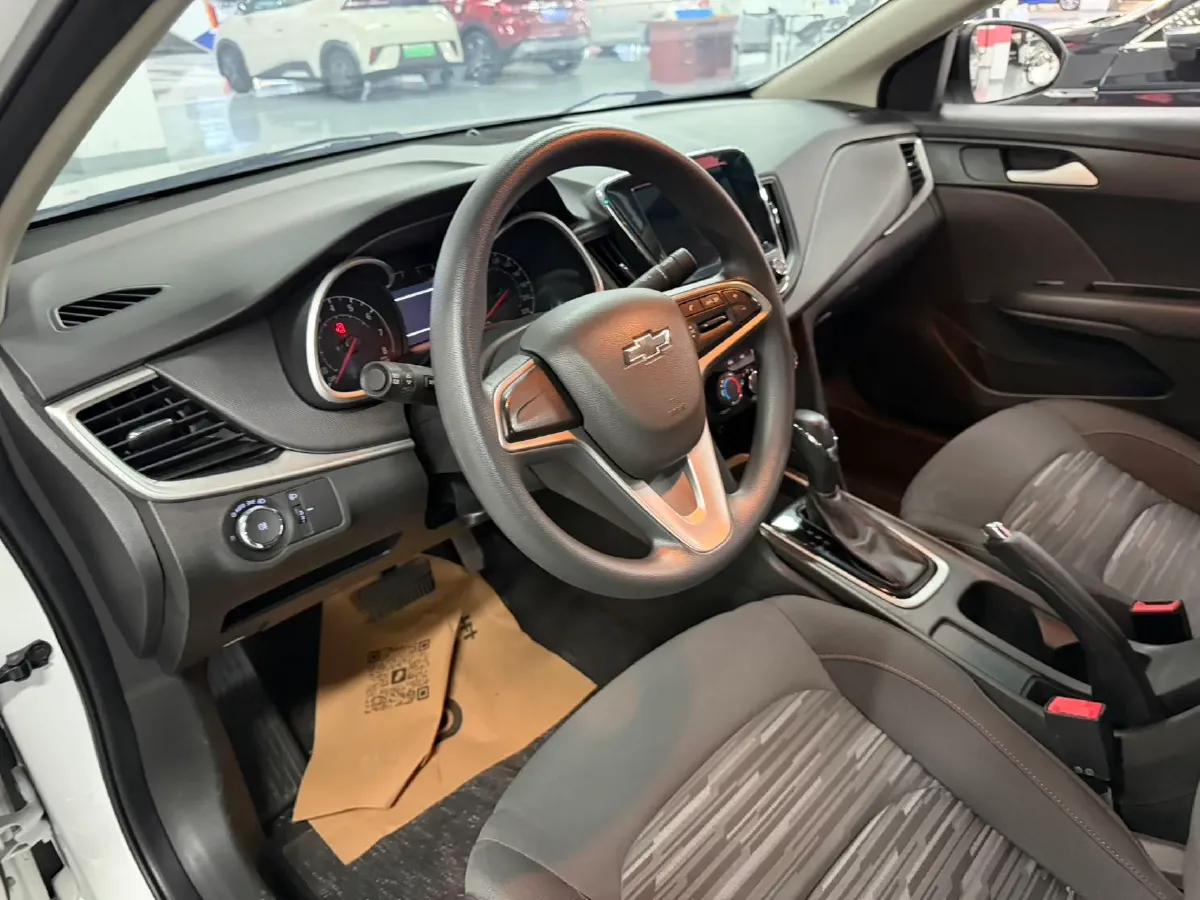 2019 Chevrolet Monza 1.0T 125HP L3 6DCT,autocango,china used car exporter,china ev exporter,chinese used car exporter,chinese used ev exporter