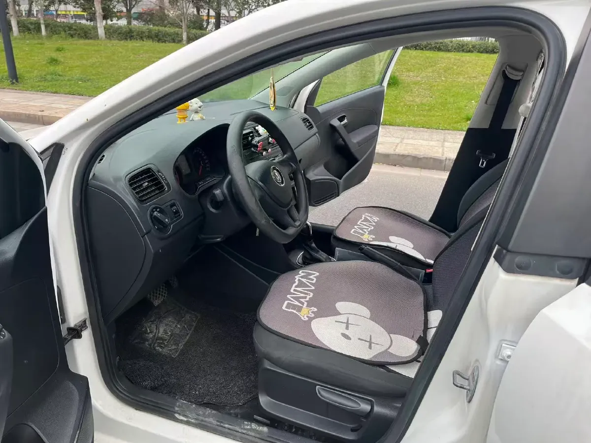 2016 Volkswagen Polo 1.4L 90HP L4 6AT,autocango,china used car exporter,china ev exporter,chinese used car exporter,chinese used ev exporter