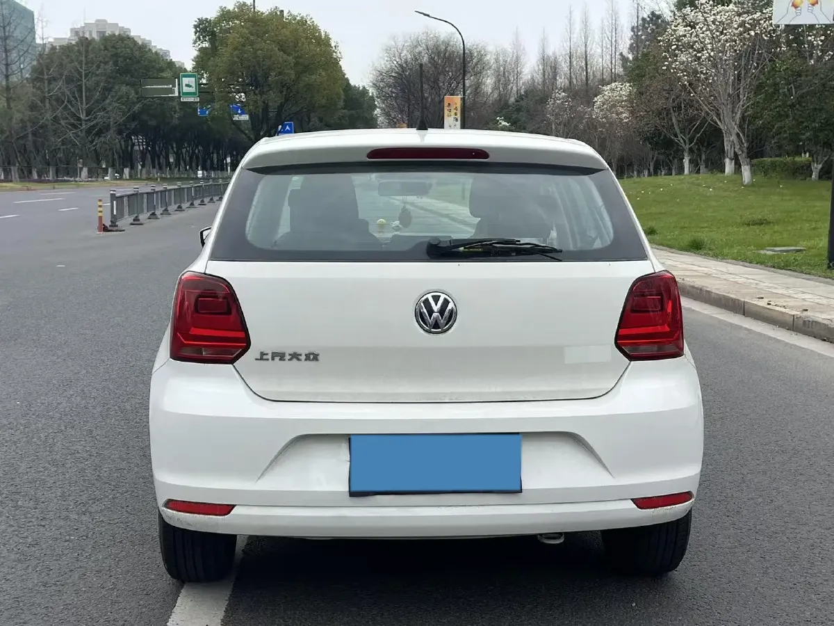 2016 Volkswagen Polo 1.4L 90HP L4 6AT,autocango,china used car exporter,china ev exporter,chinese used car exporter,chinese used ev exporter