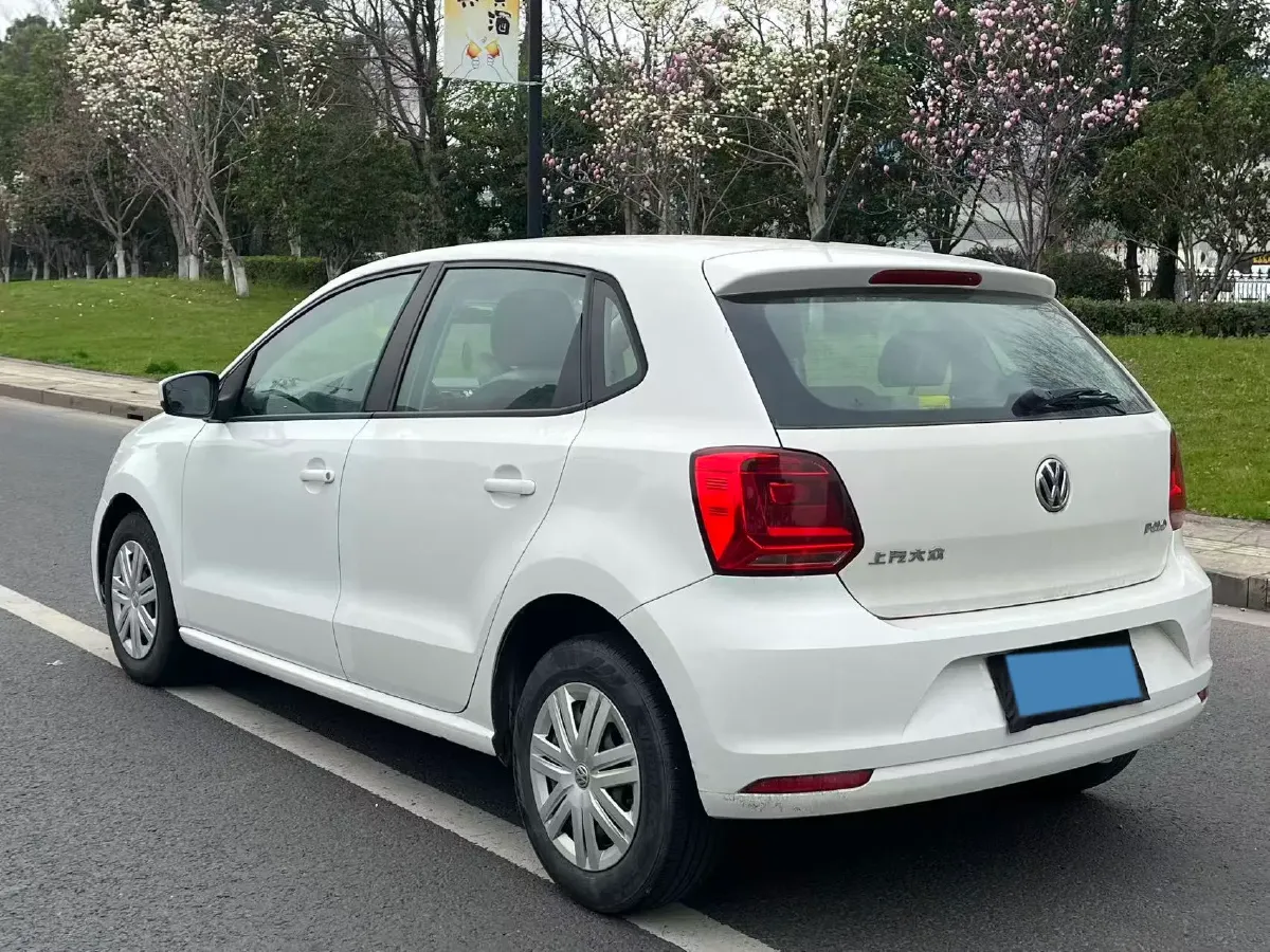 2016 Volkswagen Polo 1.4L 90HP L4 6AT,autocango,china used car exporter,china ev exporter,chinese used car exporter,chinese used ev exporter