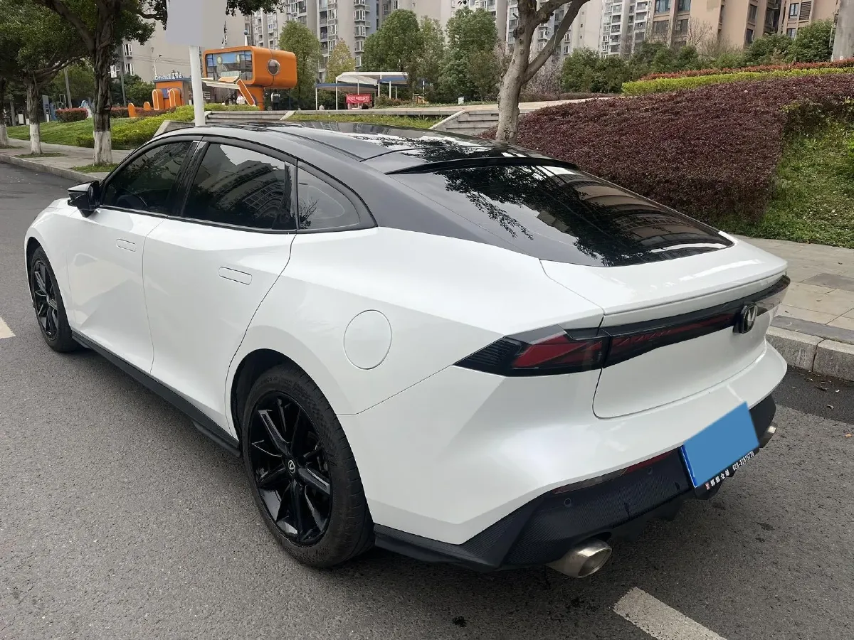 2023 ChangAn UNI-V 1.5T 188HP L4 7DCT,autocango,china used car exporter,china ev exporter,chinese used car exporter,chinese used ev exporter