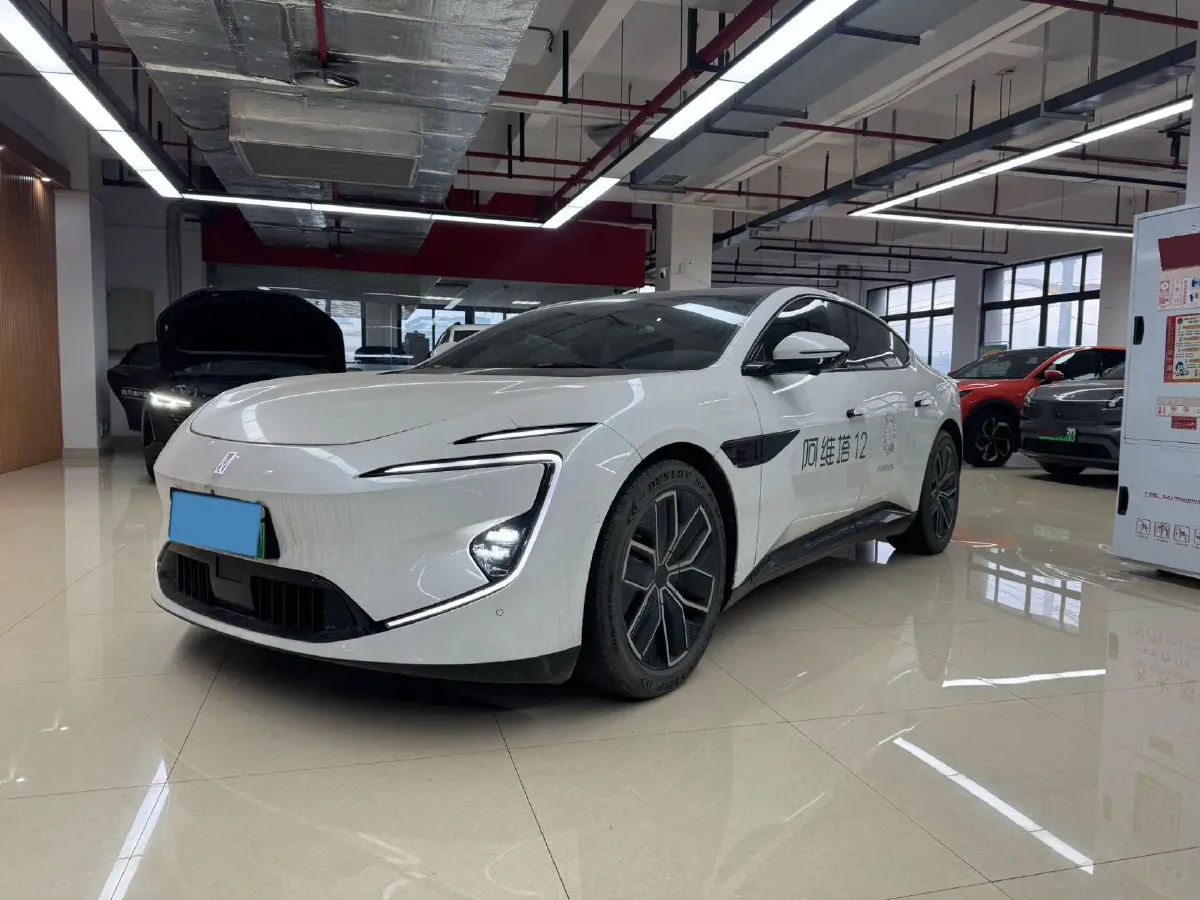 2024 Avatr 12 BEV 94.5KWH,autocango,china used car exporter,china ev exporter,chinese used car exporter,chinese used ev exporter