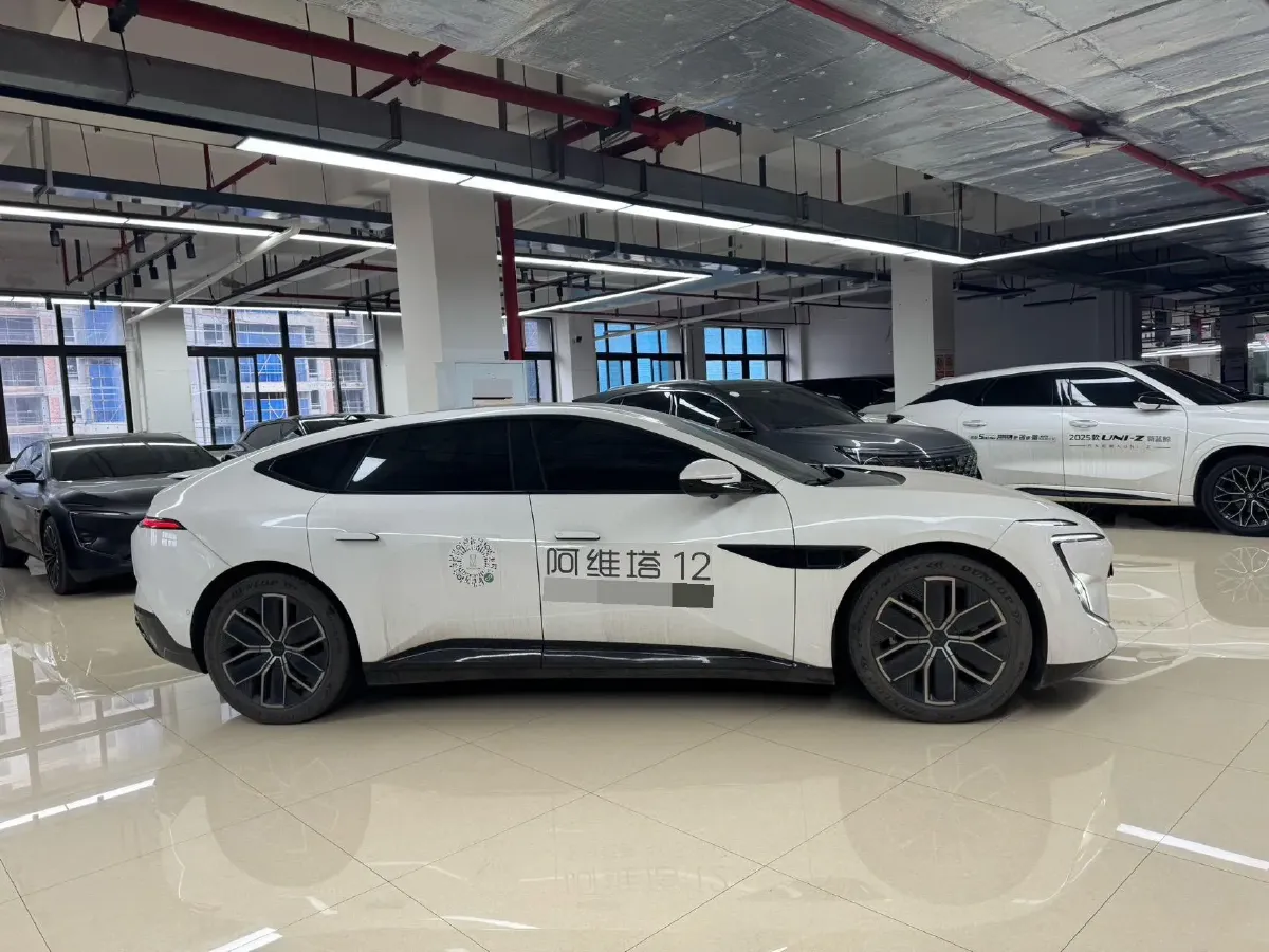 2024 Avatr 12 BEV 94.5KWH,autocango,china used car exporter,china ev exporter,chinese used car exporter,chinese used ev exporter