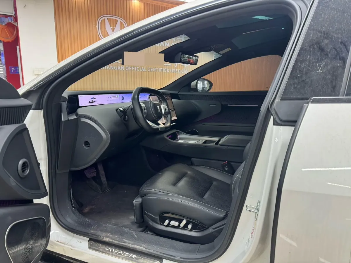 2024 Avatr 12 BEV 94.5KWH,autocango,china used car exporter,china ev exporter,chinese used car exporter,chinese used ev exporter