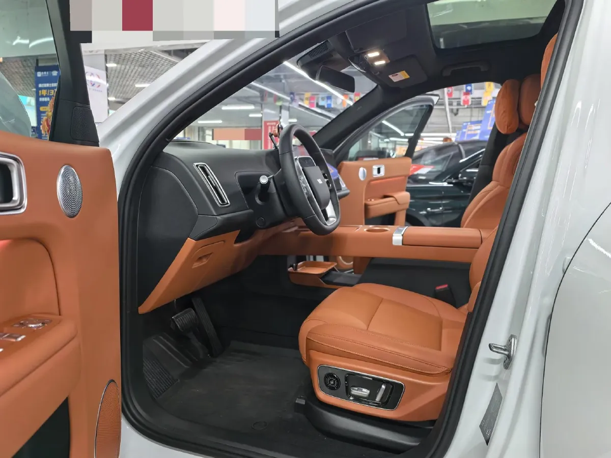 2025 Li L7 Range Extended 154HP REEV,autocango,china used car exporter,china ev exporter,chinese used car exporter,chinese used ev exporter