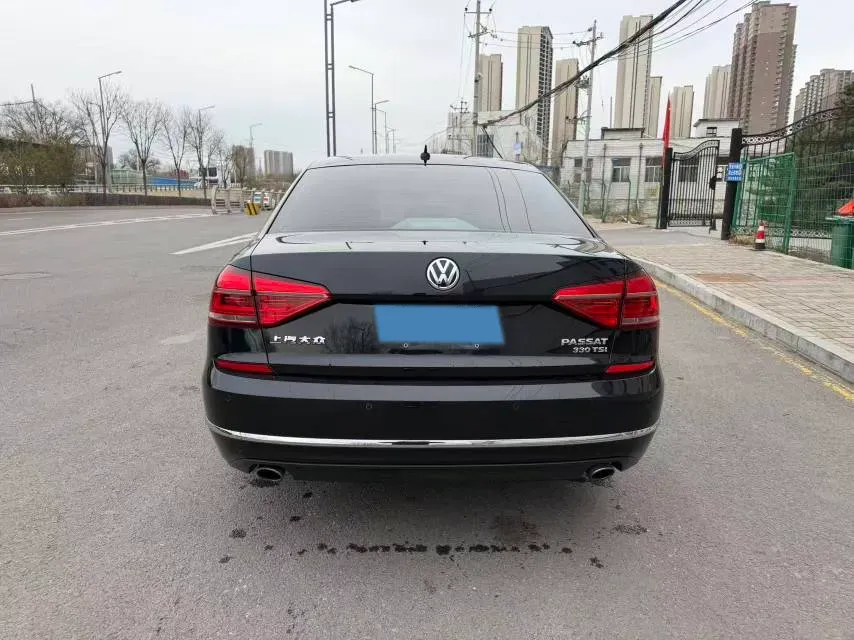 2017 Volkswagen Passat 1.8T 180HP L4 7DCT,autocango,china used car exporter,china ev exporter,chinese used car exporter,chinese used ev exporter
