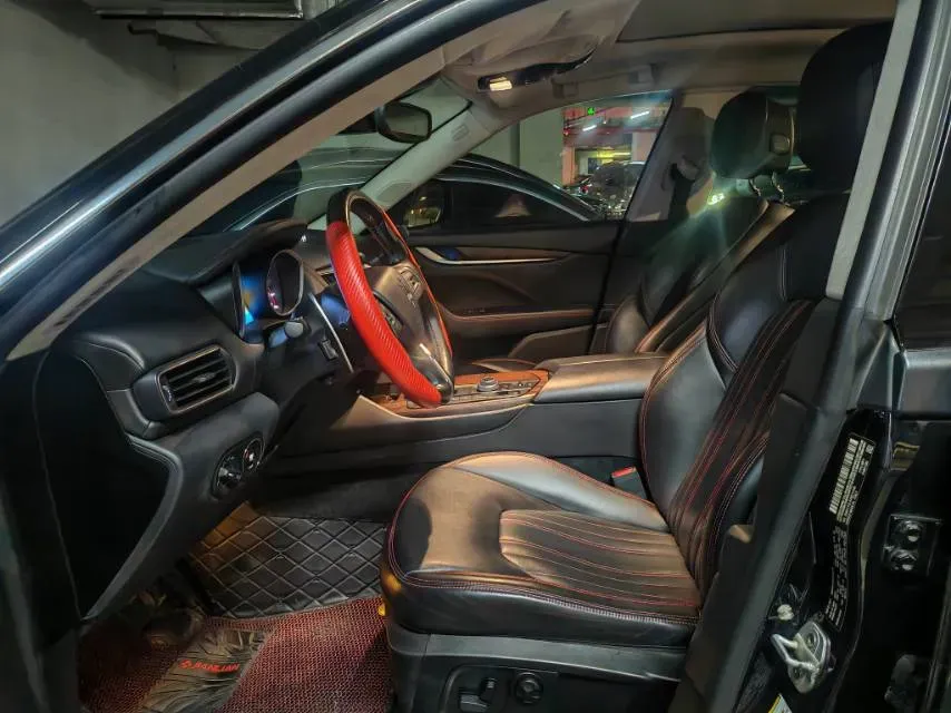 2017 Maserati Ghibli 3.0T 350HP V6 8AT,autocango,china used car exporter,china ev exporter,chinese used car exporter,chinese used ev exporter