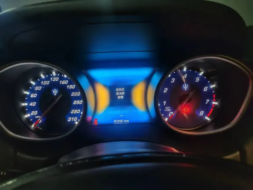 2017 Maserati Ghibli 3.0T 350HP V6 8AT,autocango,china used car exporter,china ev exporter,chinese used car exporter,chinese used ev exporter