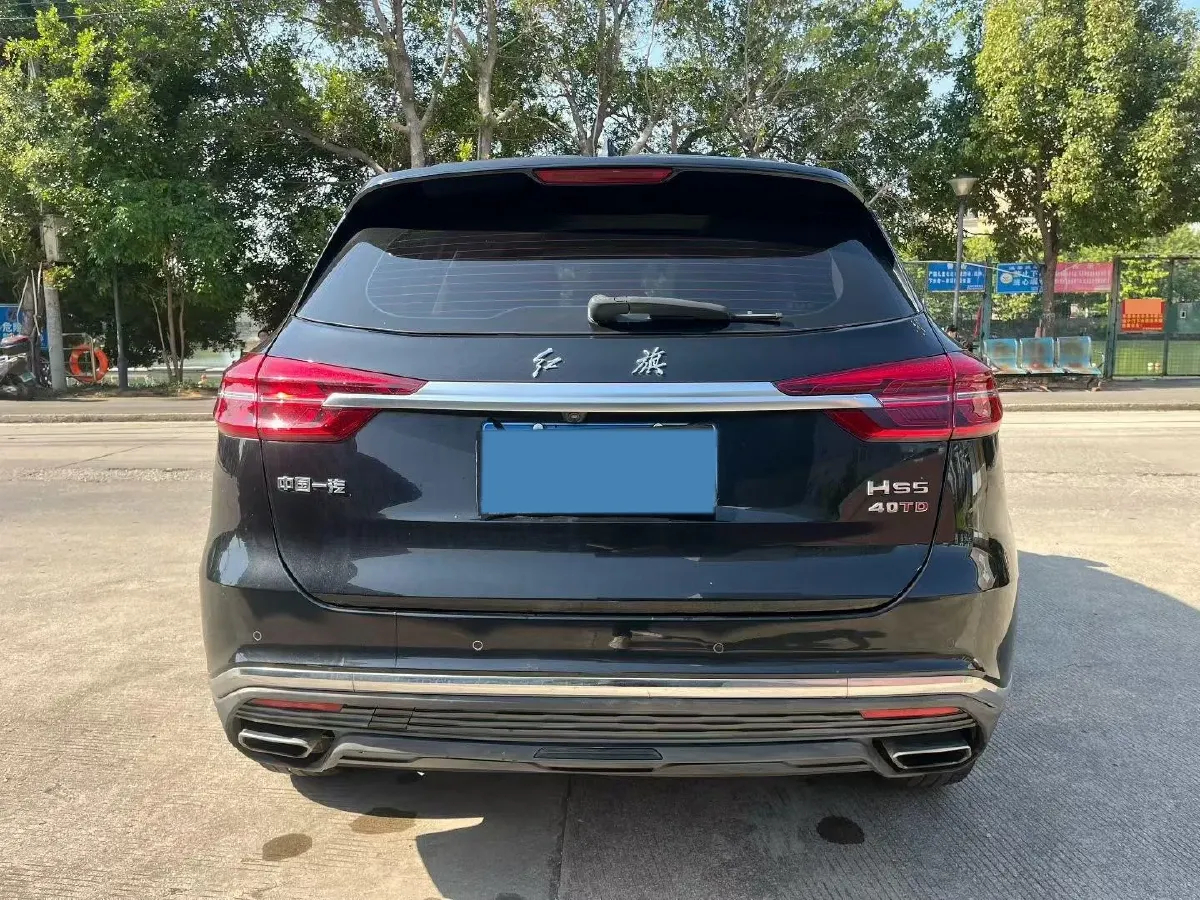 2022 HongQi HS5 2.0T 224HP L4 6AT,autocango,china used car exporter,china ev exporter,chinese used car exporter,chinese used ev exporter