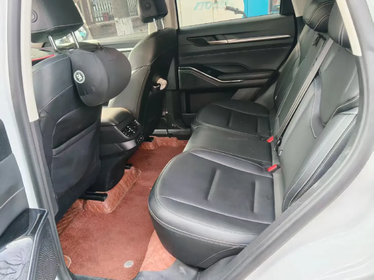 2022 Haval H6 1.5T 184HP L4 7DCT,autocango,china used car exporter,china ev exporter,chinese used car exporter,chinese used ev exporter