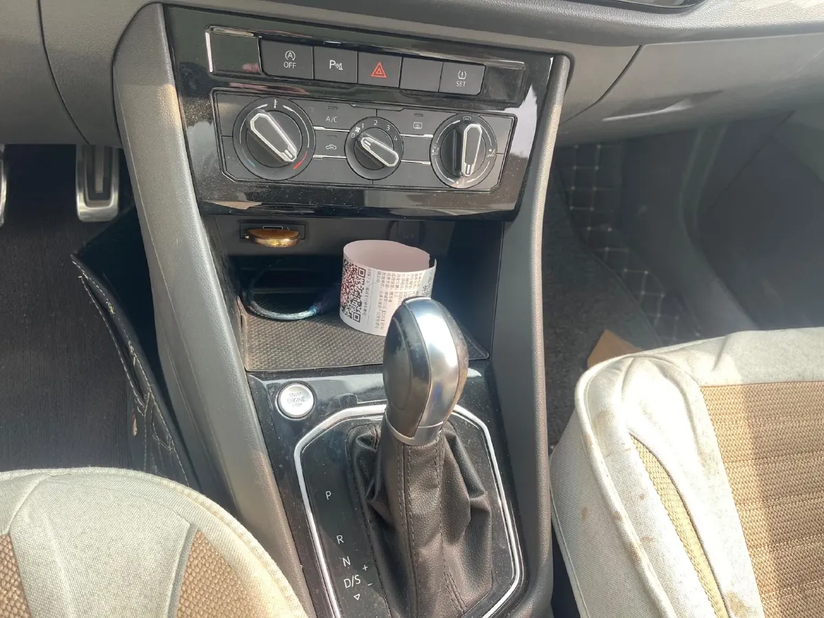 2020 Jetta VS7 1.4T 150HP L4 6AT,autocango,china used car exporter,china ev exporter,chinese used car exporter,chinese used ev exporter