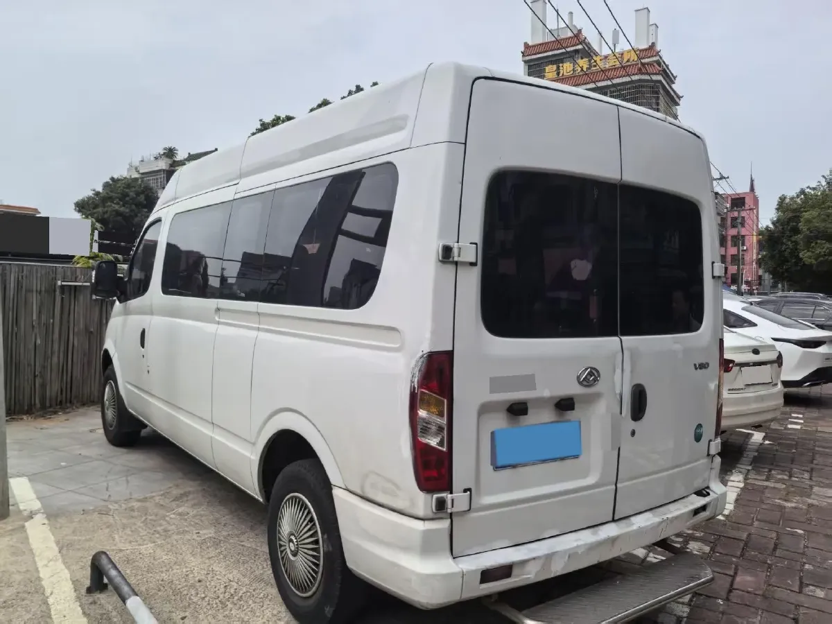 2021 MAXUS XinTu V80 2.0T 139HP L4 6MT,autocango,china used car exporter,china ev exporter,chinese used car exporter,chinese used ev exporter
