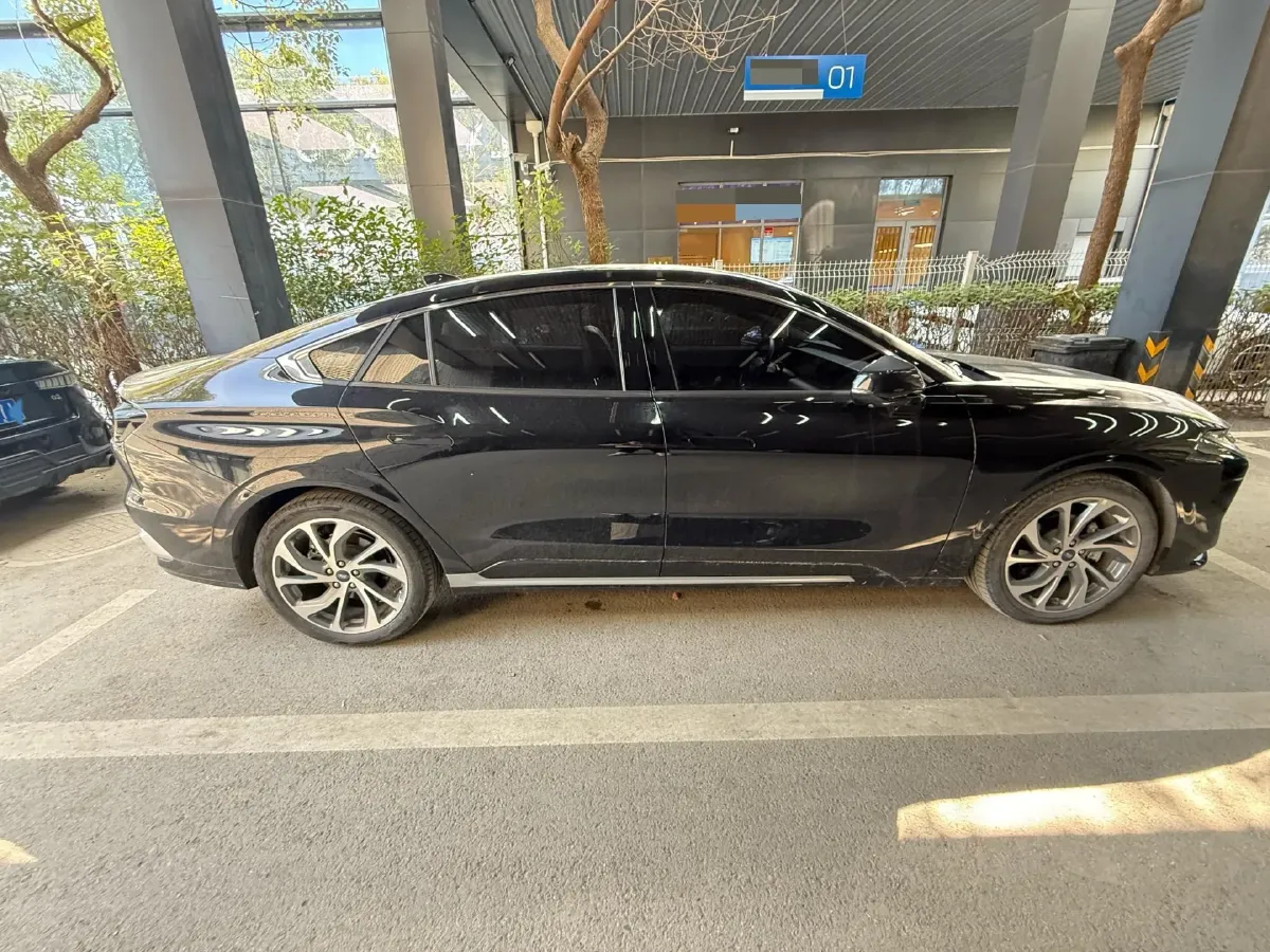 2023 Ford Mondeo 2.0T 254HP L4 8AT,autocango,china used car exporter,china ev exporter,chinese used car exporter,chinese used ev exporter