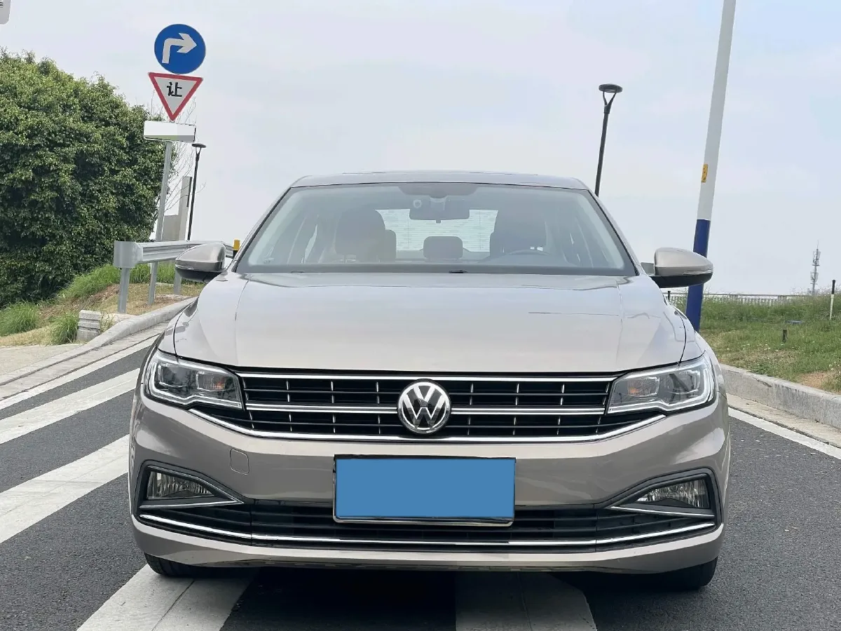 2020 Volkswagen Bora 1.5L 113HP L4 6AT,autocango,china used car exporter,china ev exporter,chinese used car exporter,chinese used ev exporter