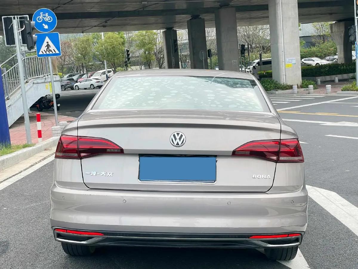2020 Volkswagen Bora 1.5L 113HP L4 6AT,autocango,china used car exporter,china ev exporter,chinese used car exporter,chinese used ev exporter