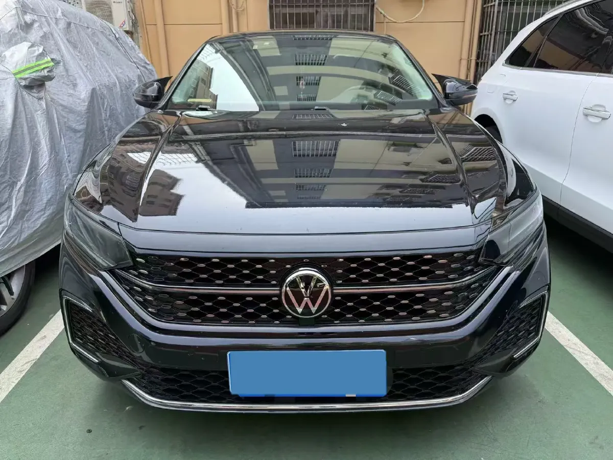 2022 Skoda Kodiak GT 2.0T 186HP L4 7DCT,autocango,china used car exporter,china ev exporter,chinese used car exporter,chinese used ev exporter