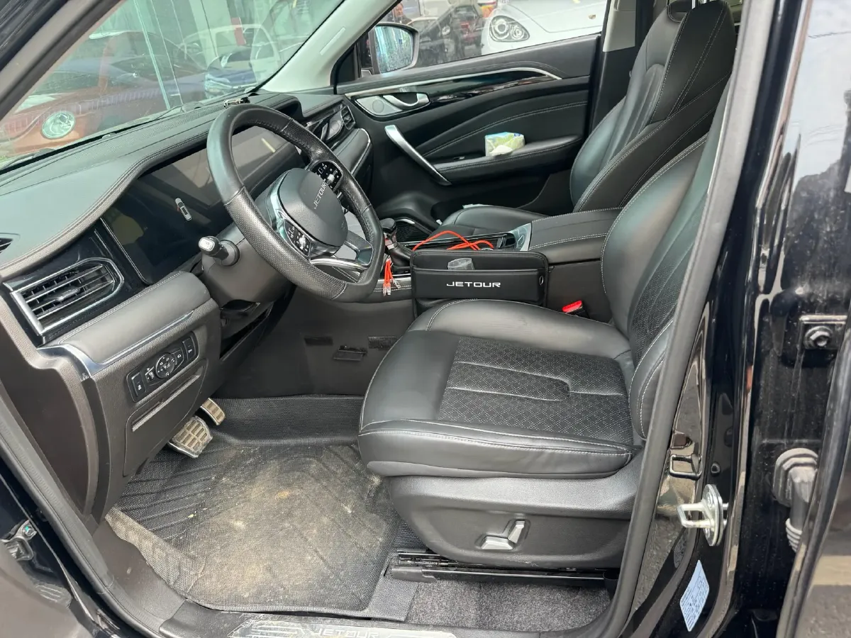 2020 Jetour X90 1.6T 197HP L4 7DCT,autocango,china used car exporter,china ev exporter,chinese used car exporter,chinese used ev exporter