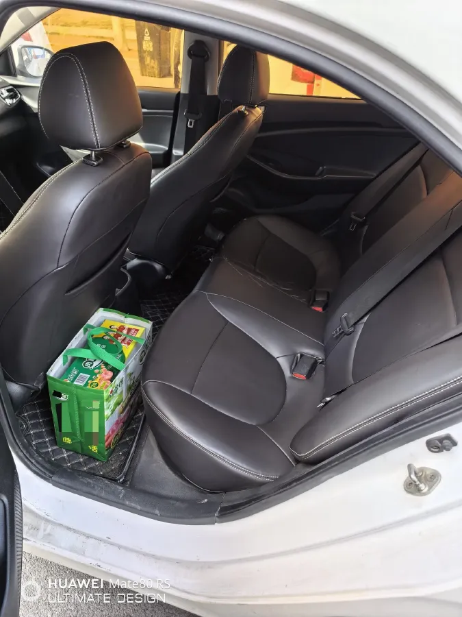 2017 Hyundai Reina 1.4L 95HP L4 4AT,autocango,china used car exporter,china ev exporter,chinese used car exporter,chinese used ev exporter