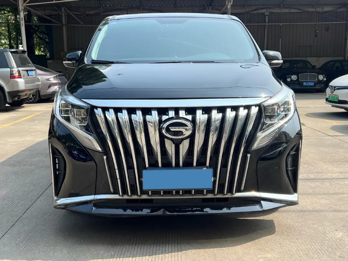 2021 GAC Trumpchi M8 2.0T 252HP L4 8AT,autocango,china used car exporter,china ev exporter,chinese used car exporter,chinese used ev exporter