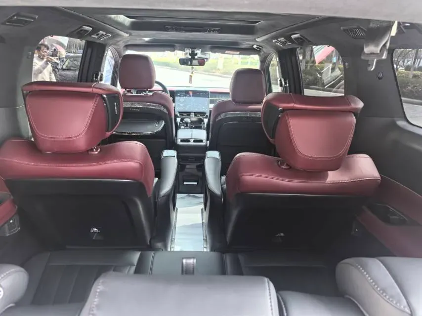 2023 GAC Trumpchi M8 2.0T 252HP L4 8AT,autocango,china used car exporter,china ev exporter,chinese used car exporter,chinese used ev exporter