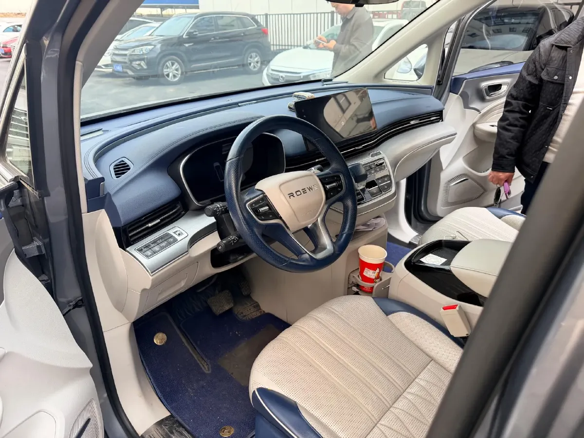 2022 Roewe iMAX8 2.0T 234HP L4 8AT,autocango,china used car exporter,china ev exporter,chinese used car exporter,chinese used ev exporter