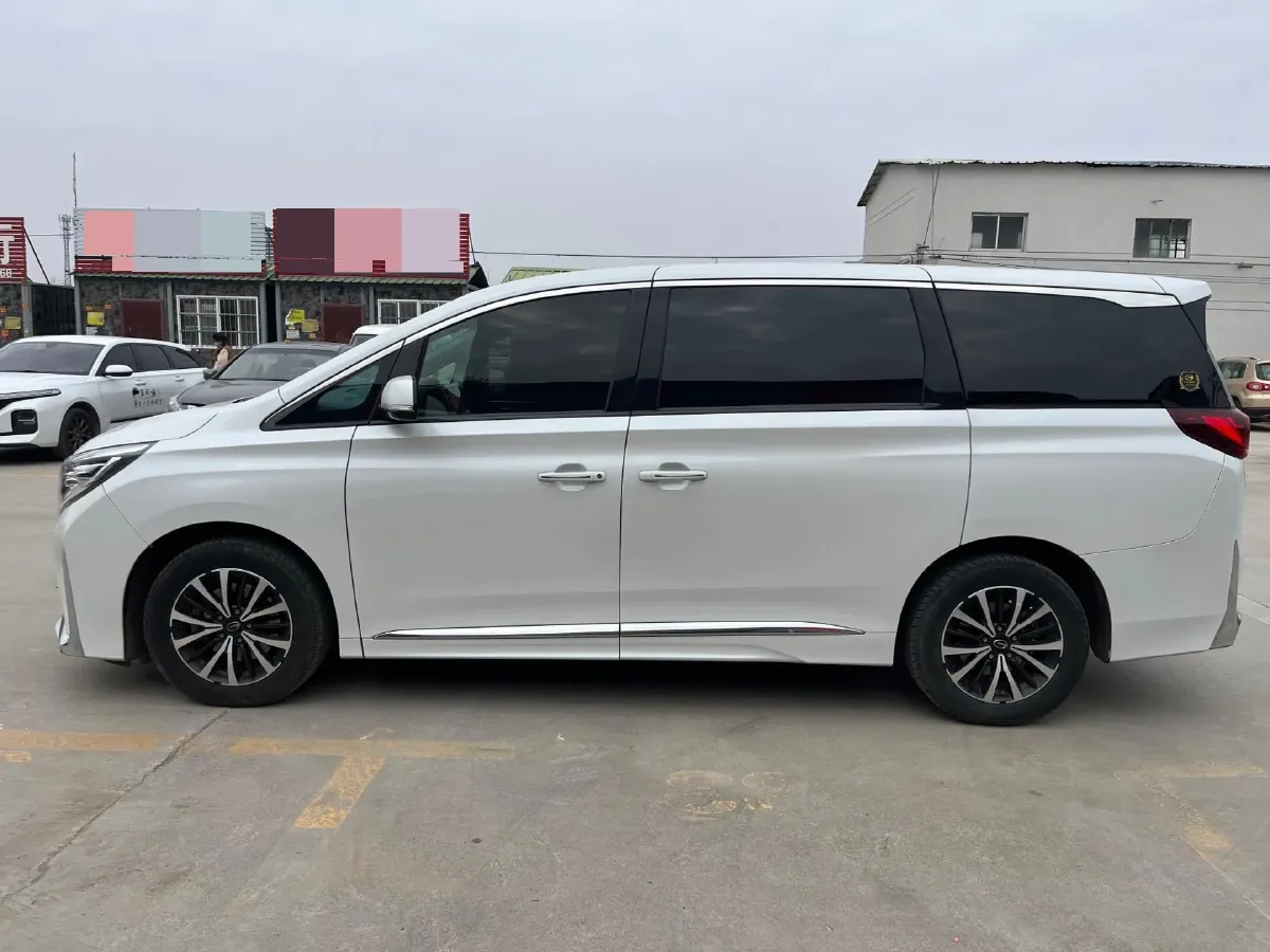 2021 GAC Trumpchi M8 2.0T 252HP L4 8AT,autocango,china used car exporter,china ev exporter,chinese used car exporter,chinese used ev exporter