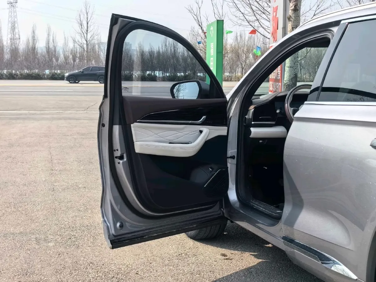 2021 Geely Monjaro 2.0T 218HP L4 7DCT,autocango,china used car exporter,china ev exporter,chinese used car exporter,chinese used ev exporter