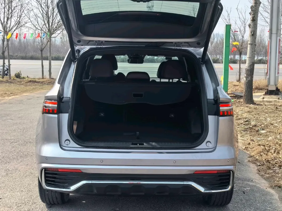 2021 Geely Monjaro 2.0T 218HP L4 7DCT,autocango,china used car exporter,china ev exporter,chinese used car exporter,chinese used ev exporter