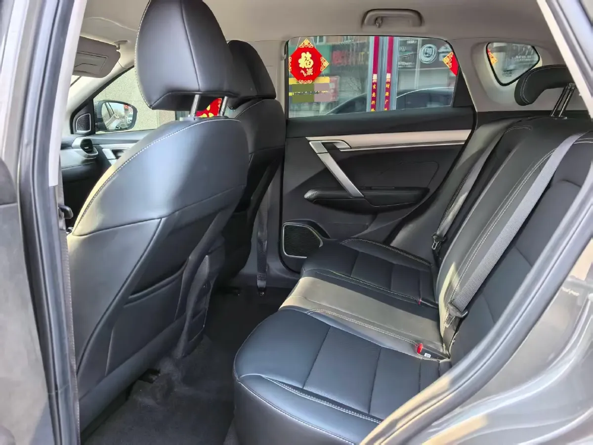 2025 Geely Coolray 1.5L 126HP L4 5MT,autocango,china used car exporter,china ev exporter,chinese used car exporter,chinese used ev exporter