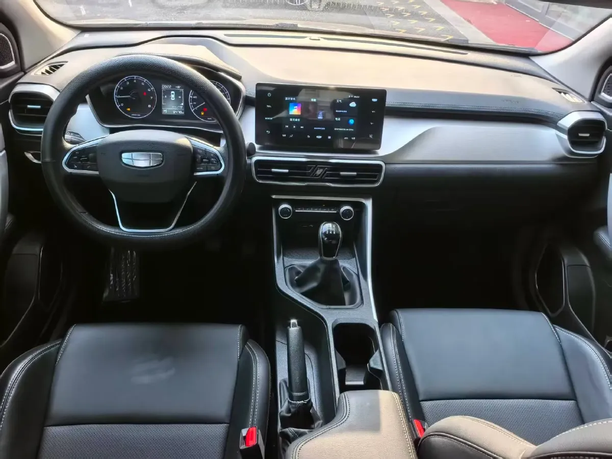 2025 Geely Coolray 1.5L 126HP L4 5MT,autocango,china used car exporter,china ev exporter,chinese used car exporter,chinese used ev exporter