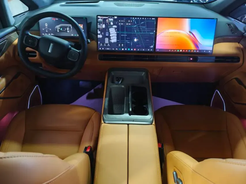 2024 Voyah ZhuiGuang 1.5T 136HP L4 PHEV 43KWH,autocango,china used car exporter,china ev exporter,chinese used car exporter,chinese used ev exporter