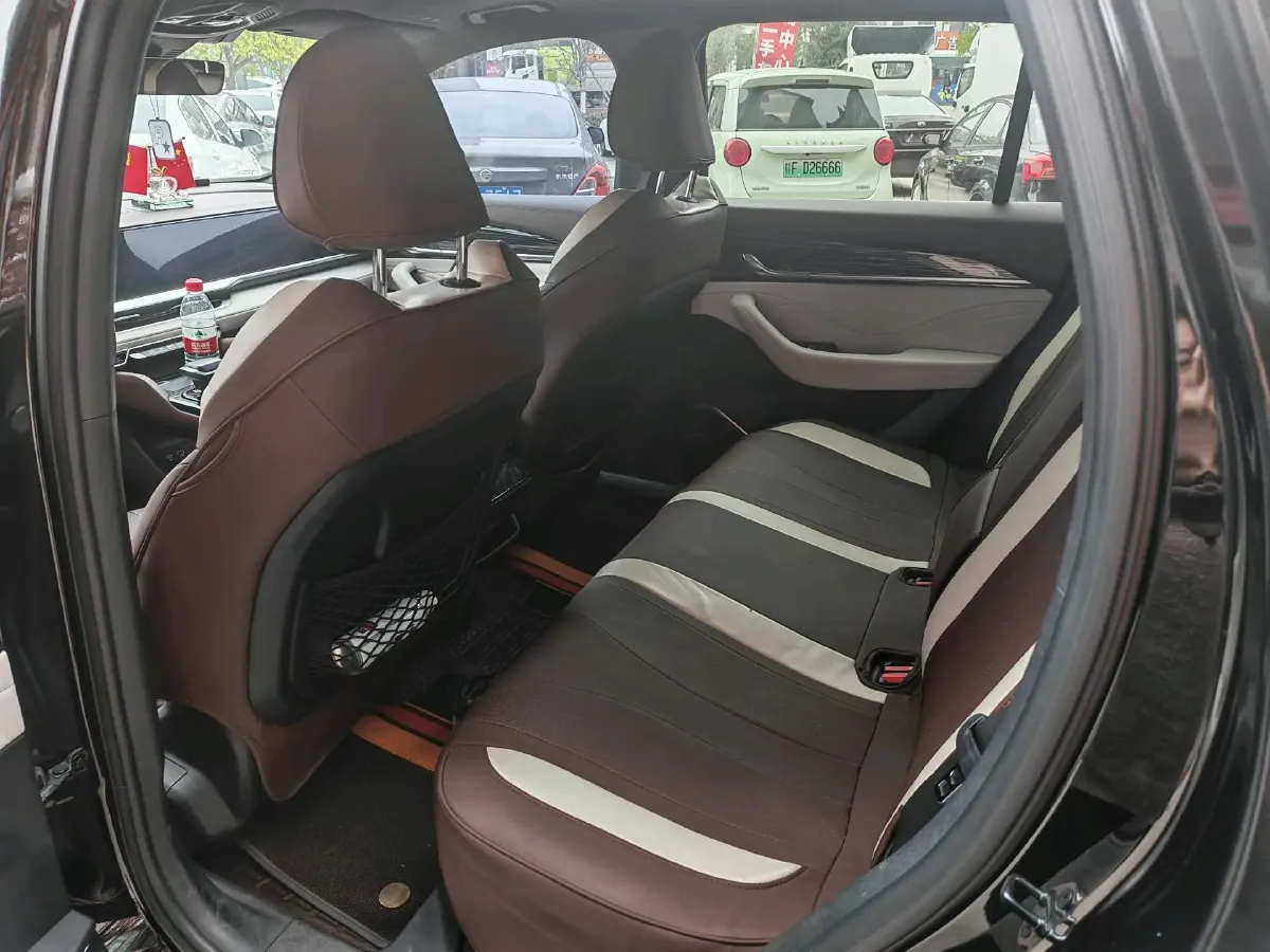 2021 Geely Monjaro 2.0T 218HP L4 7DCT,autocango,china used car exporter,china ev exporter,chinese used car exporter,chinese used ev exporter