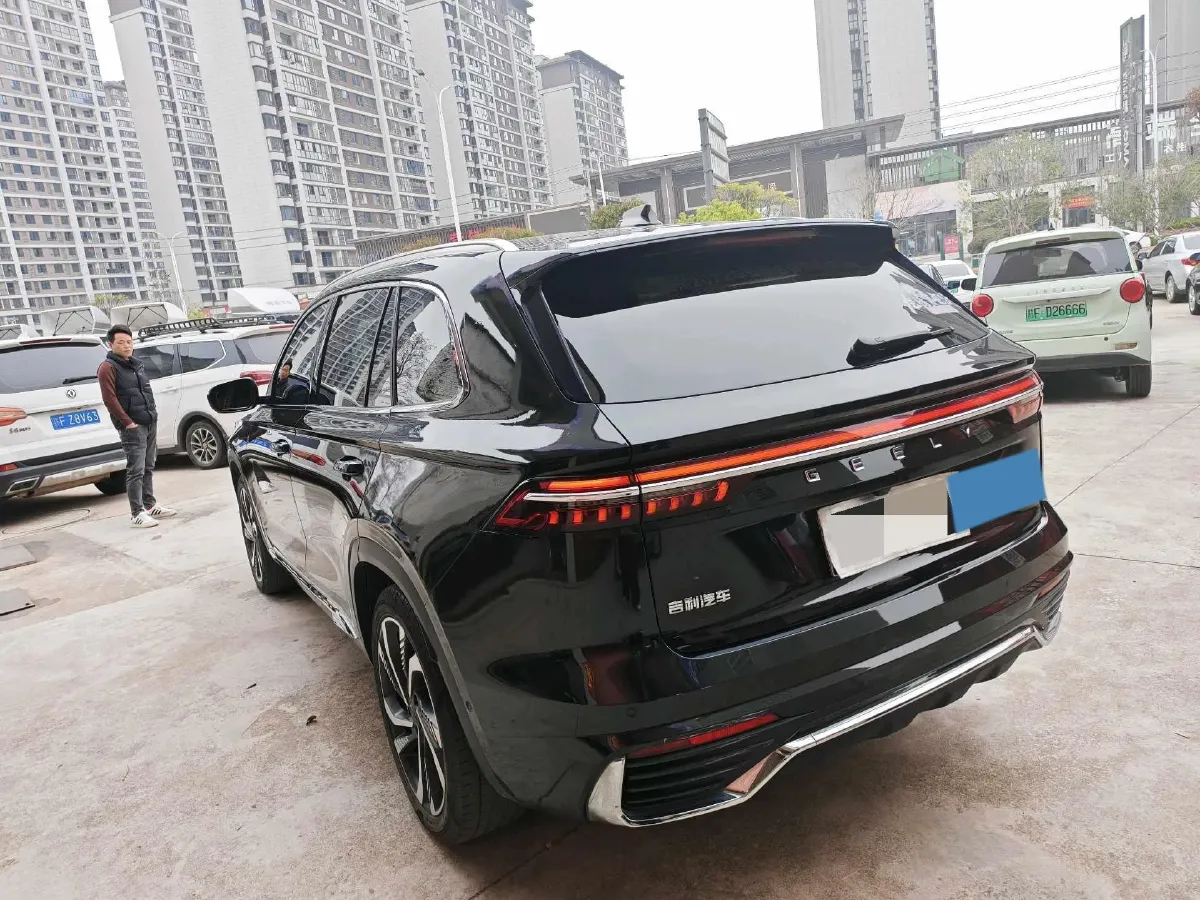 2021 Geely Monjaro 2.0T 218HP L4 7DCT,autocango,china used car exporter,china ev exporter,chinese used car exporter,chinese used ev exporter