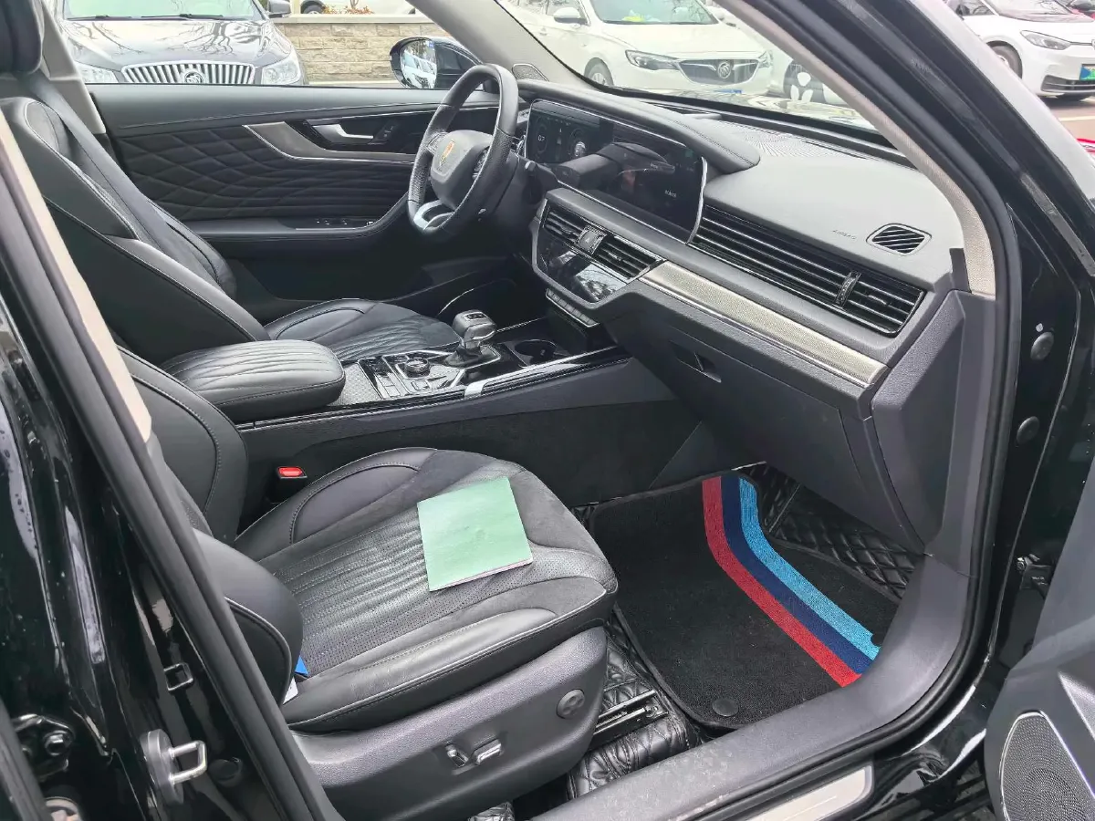 2022 HongQi HS5 2.0T 224HP L4 6AT,autocango,china used car exporter,china ev exporter,chinese used car exporter,chinese used ev exporter