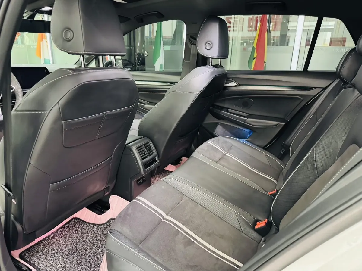 2023 Volkswagen Golf 1.4T 150HP L4 7DCT,autocango,china used car exporter,china ev exporter,chinese used car exporter,chinese used ev exporter