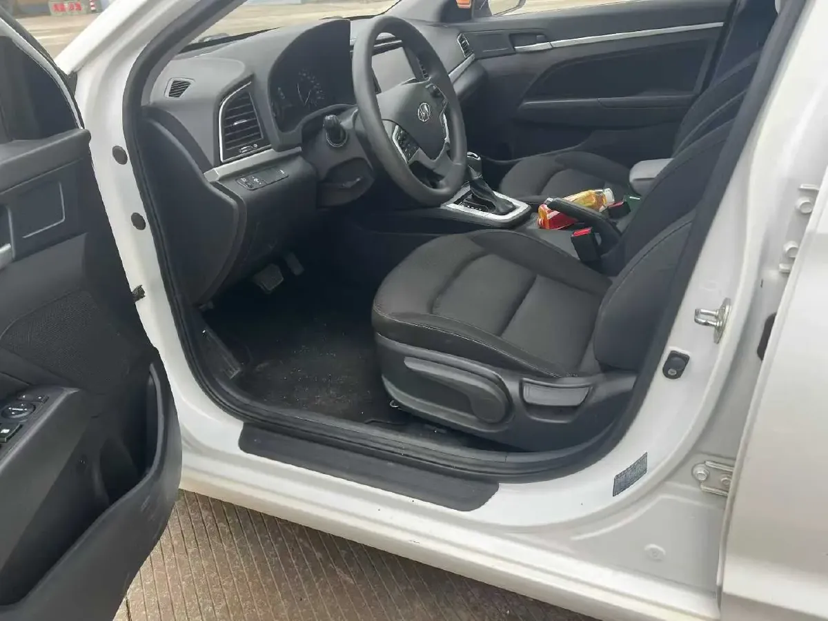 2016 Hyundai Elantra 1.6L 130HP L4 6AT,autocango,china used car exporter,china ev exporter,chinese used car exporter,chinese used ev exporter