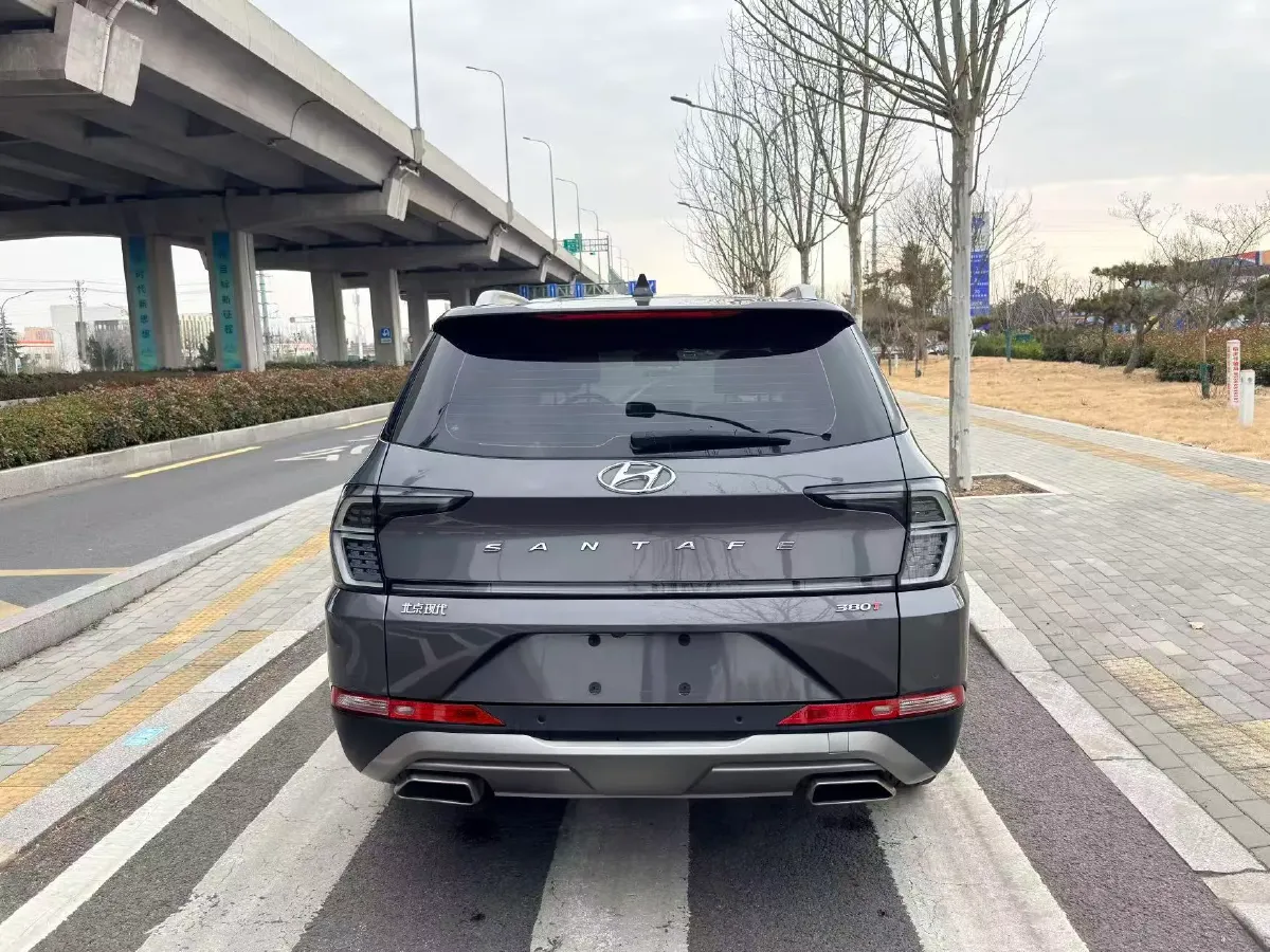 2023 Hyundai Santafe 2.0T 230HP L4 8AT,autocango,china used car exporter,china ev exporter,chinese used car exporter,chinese used ev exporter