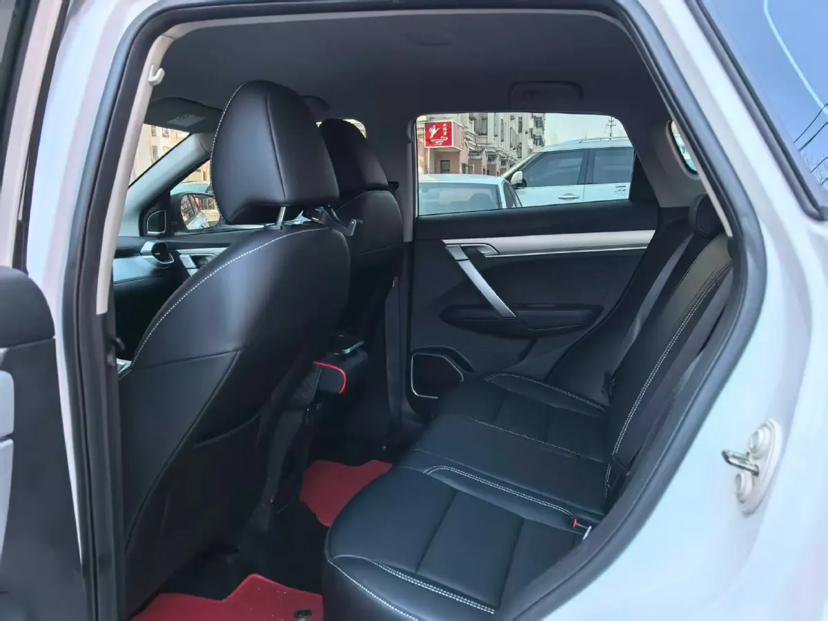 2025 Geely Coolray 1.5L 126HP L4 CVT,autocango,china used car exporter,china ev exporter,chinese used car exporter,chinese used ev exporter